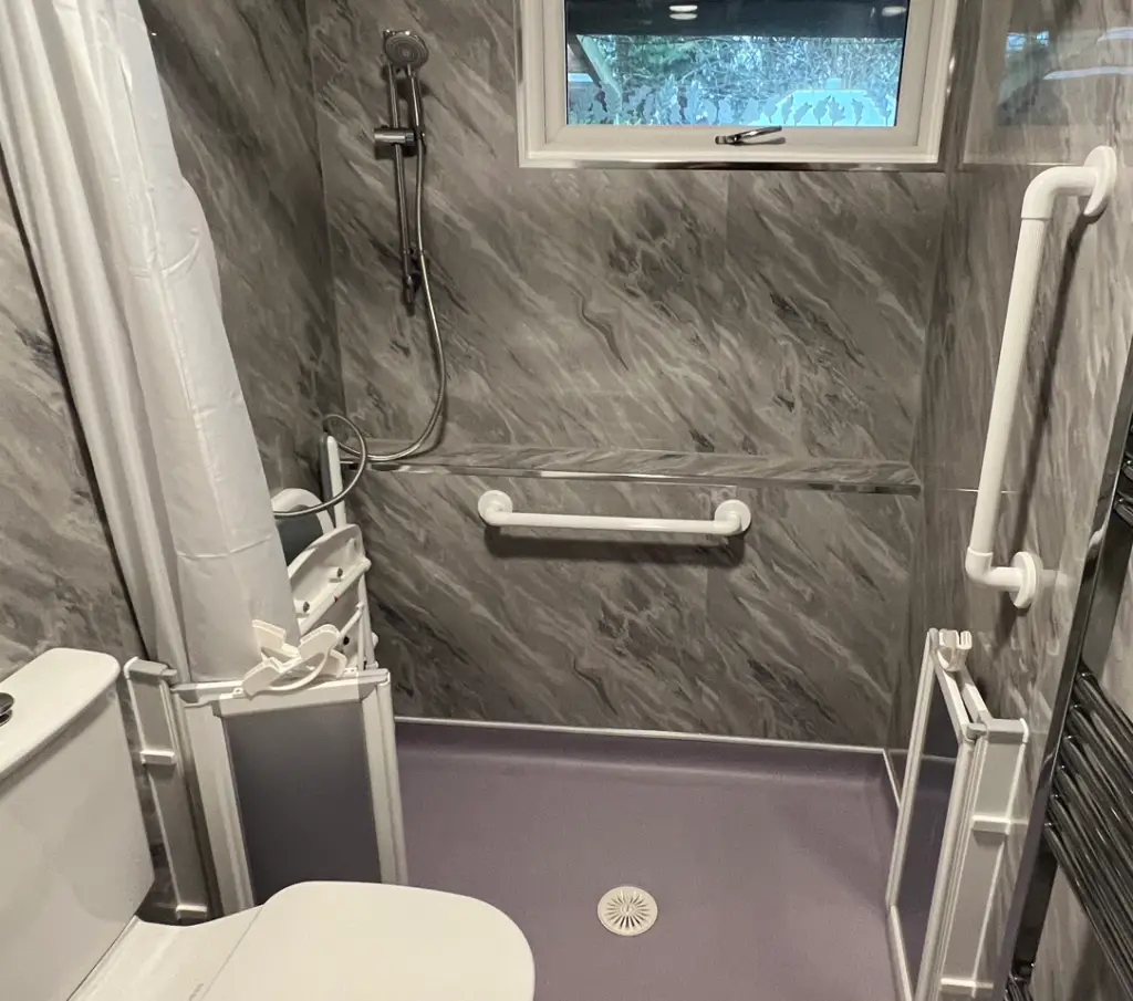 Image of a wetroom with disability aids